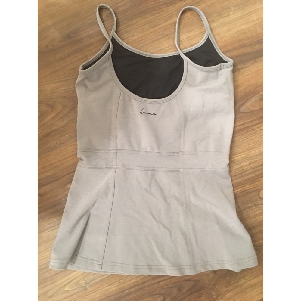 Karma yoga top 🧘🏽‍♀️